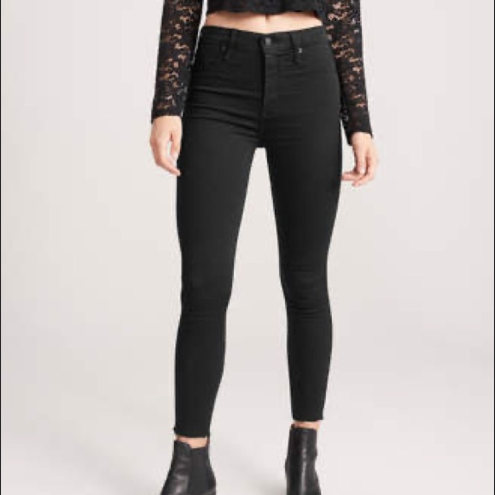 Abercrombie & Fitch Ankle Skinny Jeans